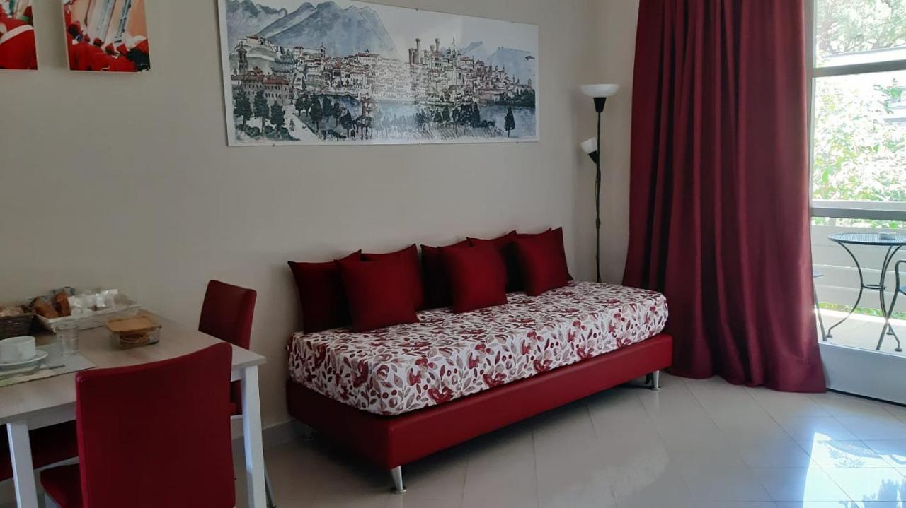 Apartment "Borgo Olivetti" Ivrea Kültér fotó